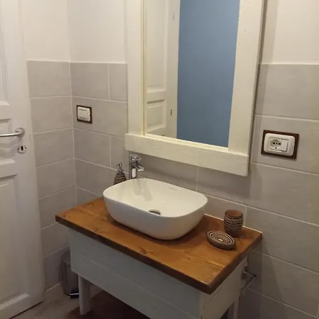 Apartment Via Manzoni
